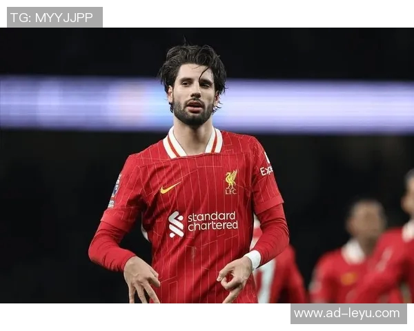 米体报道索博斯洛伊家庭背景是米兰球迷AC米兰曾接近签下他